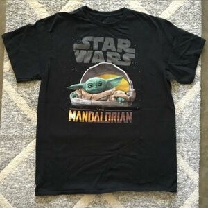 NWOT Star Wars The Mandalorian Grogu (Baby Yoda) Graphic T-Shirt, Sz L